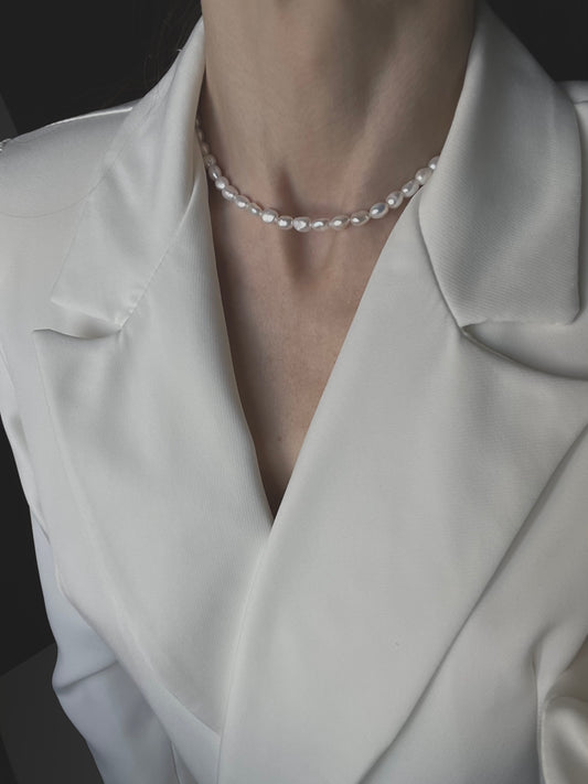 BLISS PEARL NECKLACE